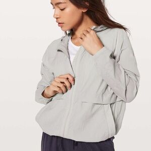 Lululemon Hooded Relaxed Fit Packable Jacket Grey, Wind/Water Resistant, Size 4
